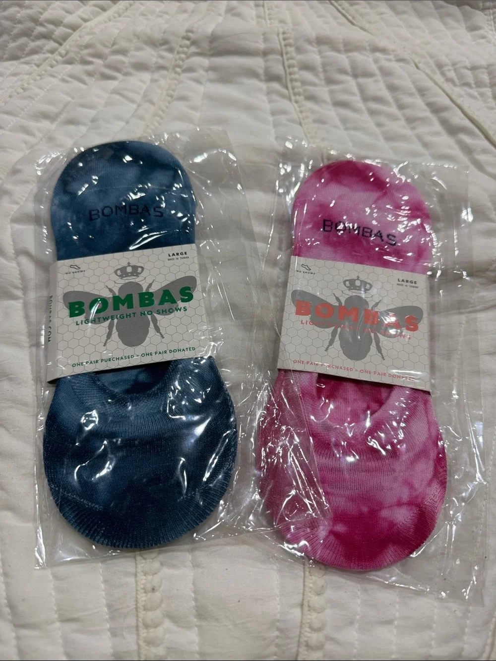 NWT W SZ LG Bombas No-Show Socks in Blue & Pink Tie-Dye (2-Pack)